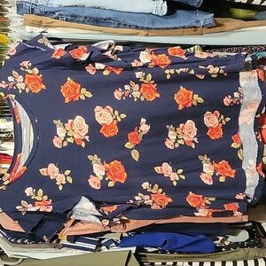 Maurices floral tee